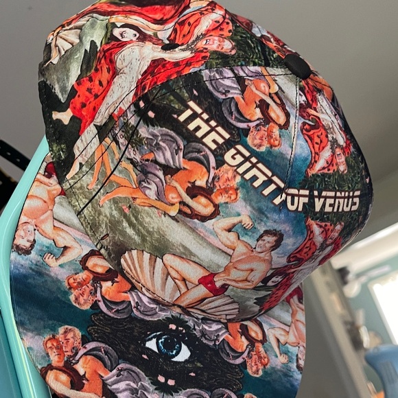 The Girth of Venus Arnold Schwarzenegger Artisan Hat - Retro Religious Art Hat - Picture 5 of 5